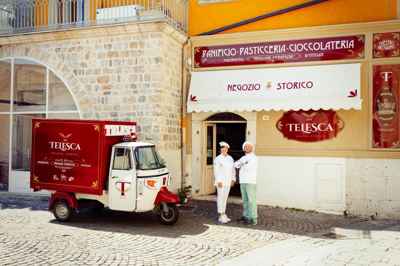 Palazzo Badiale History&Rooms Atella Exterior photo